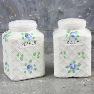 White Majolica Style Salt and Pepper Shakers, embossed trellis design